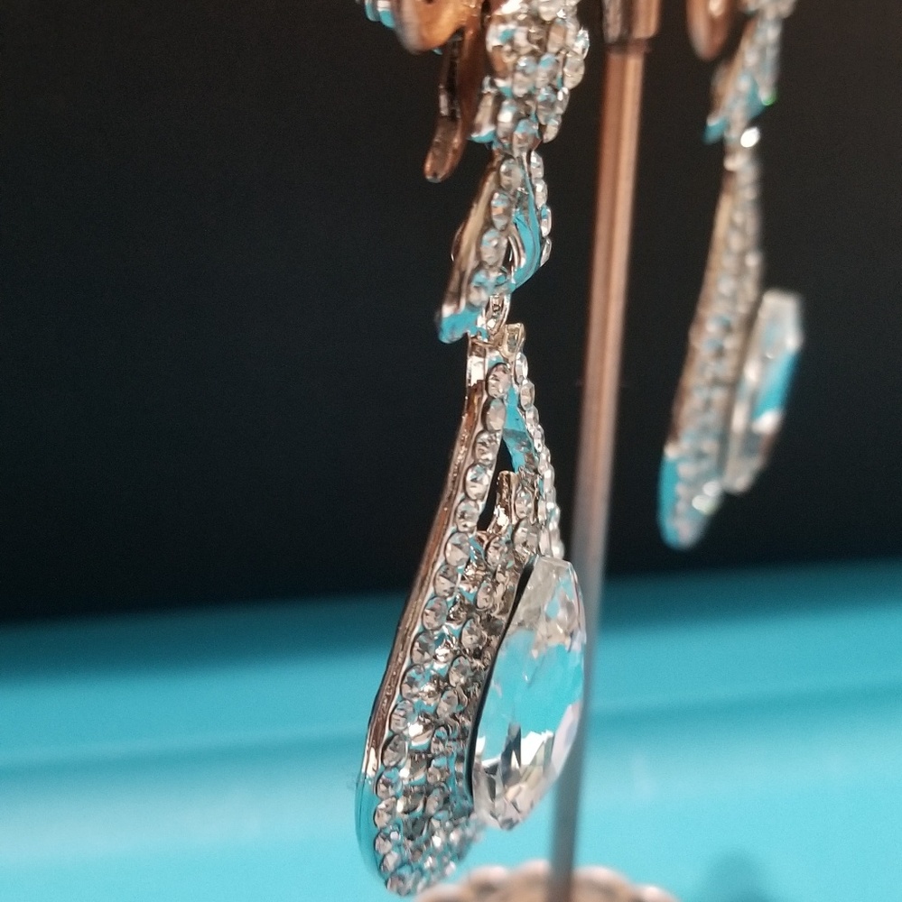 Crystal rhinestone earrings - Picture 5 of 7